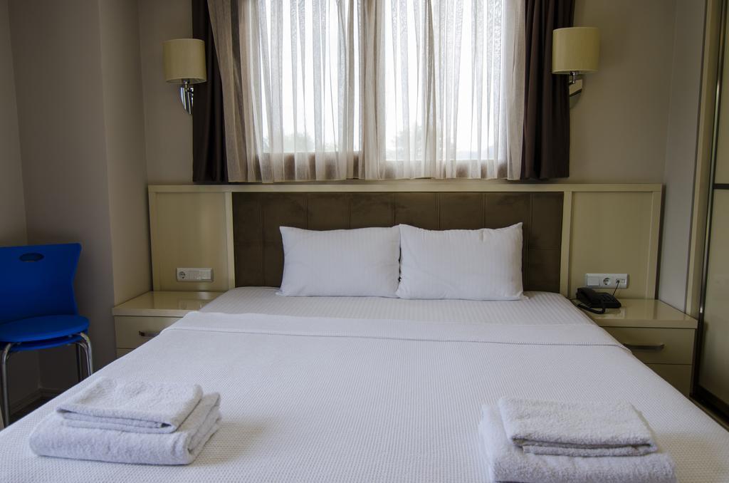 Funda Hotel Гёчек Номер фото