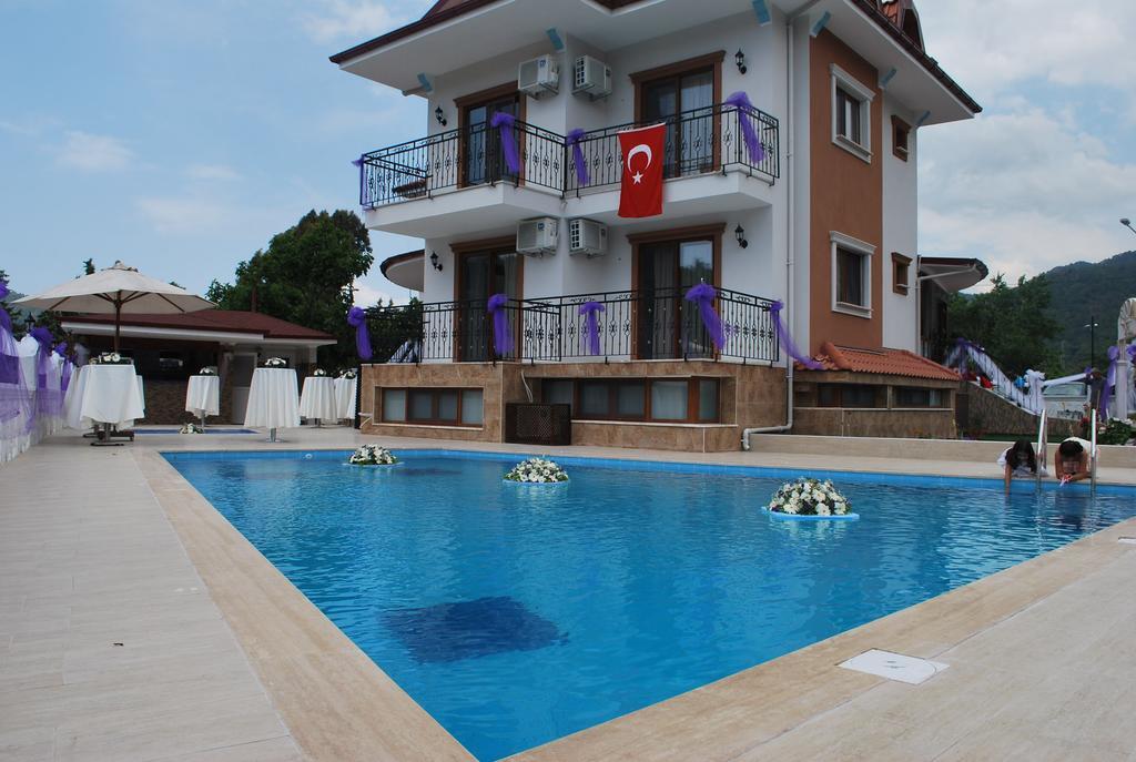 Funda Hotel Гёчек Экстерьер фото