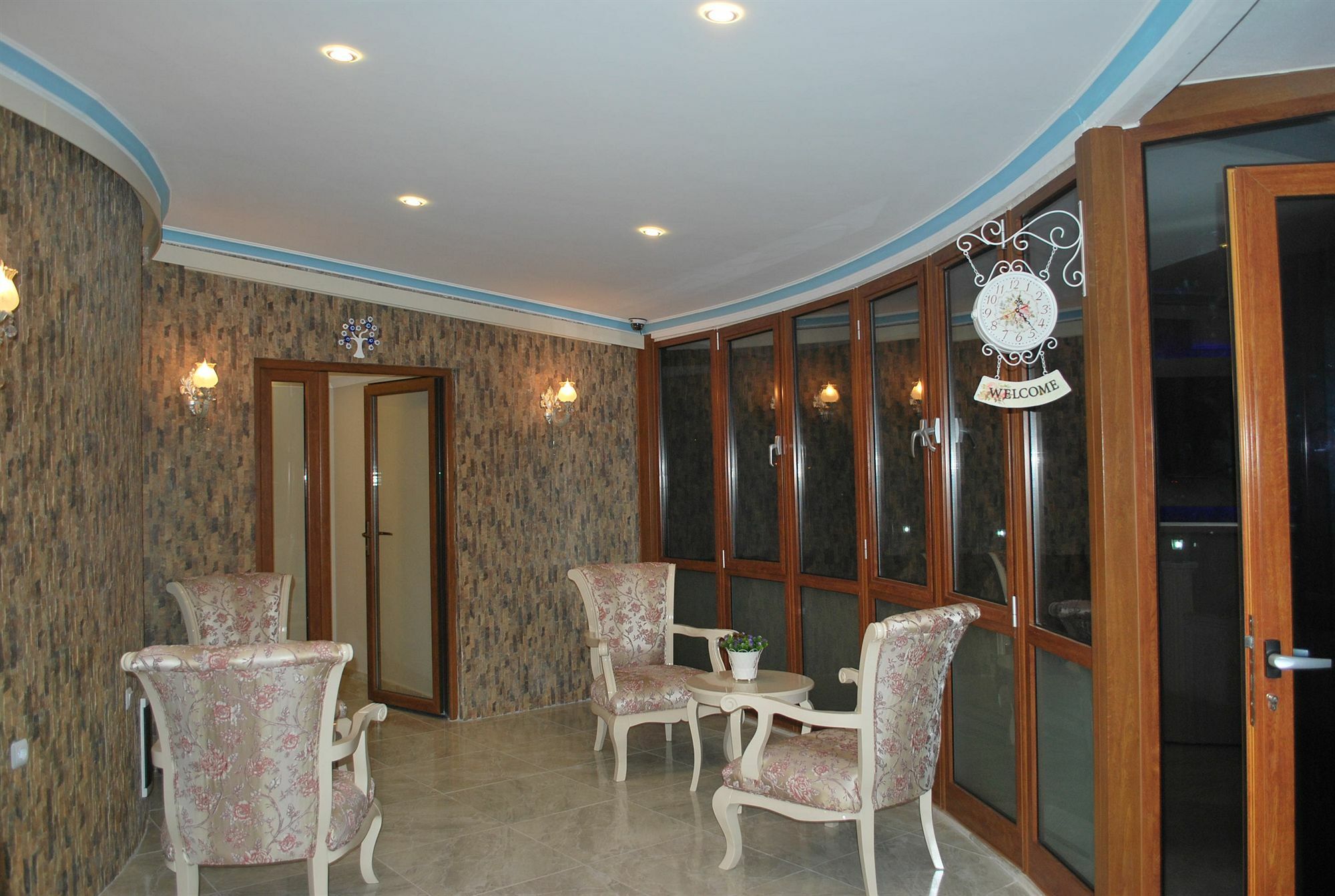 Funda Hotel Гёчек Экстерьер фото
