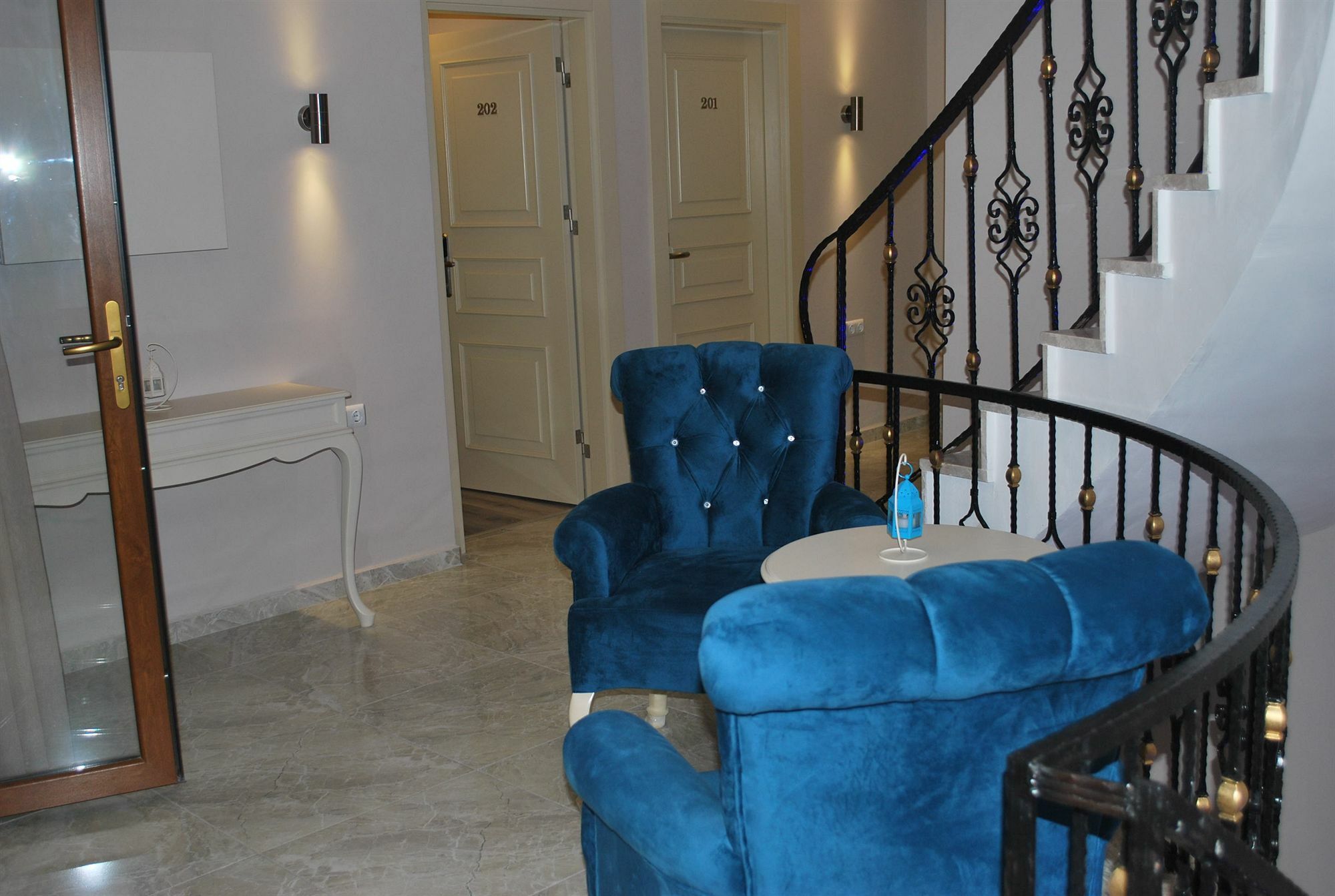 Funda Hotel Гёчек Экстерьер фото
